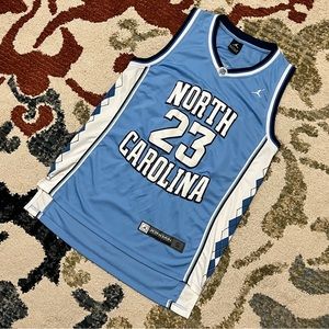 Vintage Y2K Michael Jordan UNC Jersey